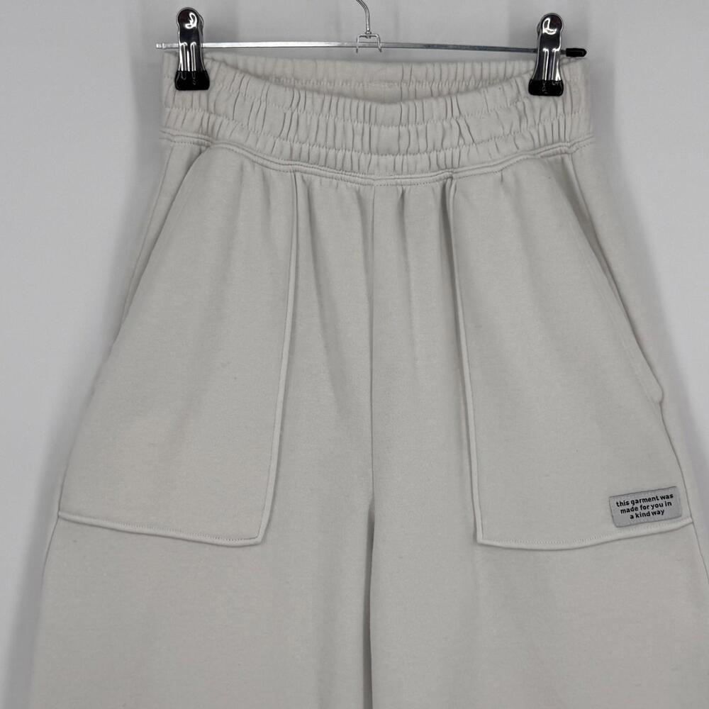 H&M Pants Womens XS White Fleece Wide Leg Elastic Waist Pockets Lounge Basic - Picture 3 of 11